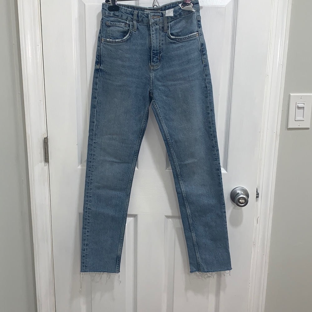 Zara Mom Fit Jeans